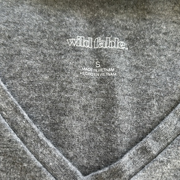 Wild Fable Women’s Gray Small Crop Top - Picture 3 of 6